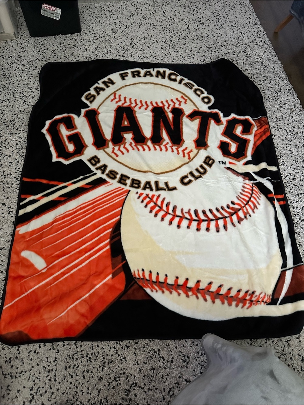 San Francisco Giants Plush Throw Blanket - Team Logo